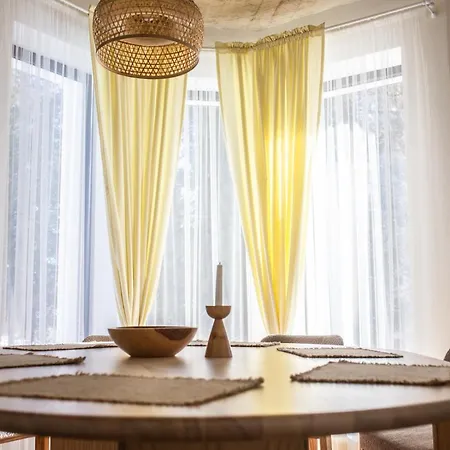 Grand Villla Skyta * וורוכטה