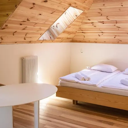 Grand Villla Skyta * וורוכטה