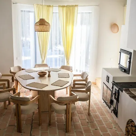 וילה Grand Villla Skyta *