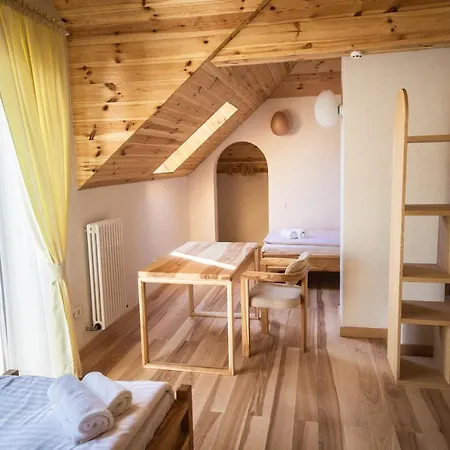 Grand Villla Skyta וילה