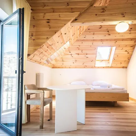 וילה Grand Villla Skyta *