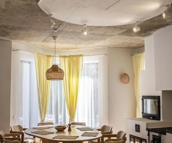 Villa Grand Villla Skyta