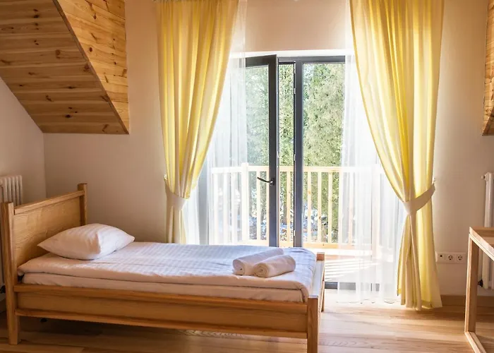Grand Villla Skyta Villa *