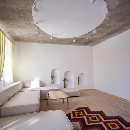 Grand Villla Skyta Villa *
